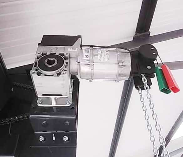 Safedrive motor unit for industrial roller shutters