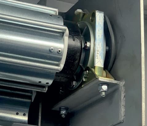 Safedrive motor unit for industrial roller shutters